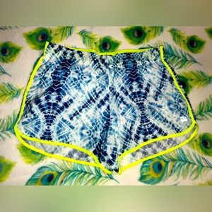 Victoria Secret run shorts‎